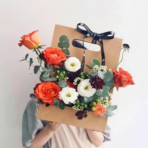 情人节插花盒牛皮纸鲜花包装袋玫瑰花束手拎花花袋鲜花包装手提袋