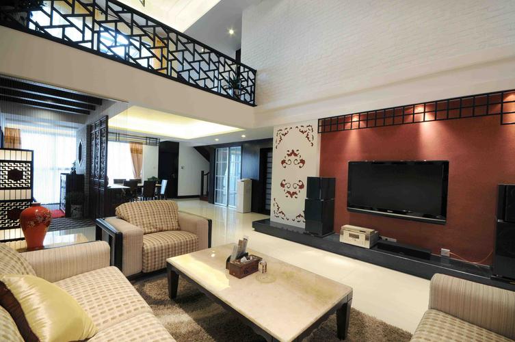 120平三居室日式风格客厅沙发榻榻米装修效果图