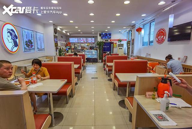 美食探店西城区华天餐饮香妃烤鸡快餐