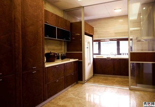 厨房和生活阳台隔断装修效果图厨房和生活阳台隔断设计案例图片