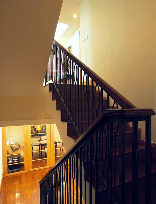 复式楼梯装修效果图大全2013图片