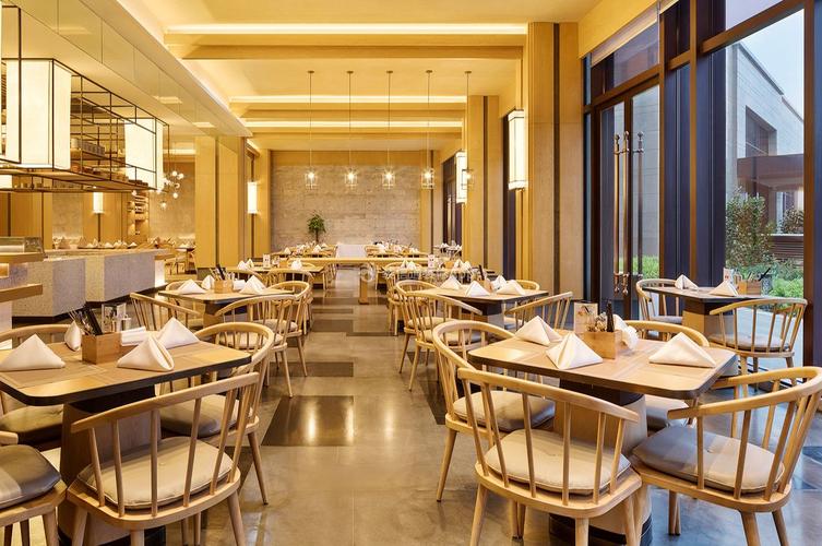 北京星级酒店餐厅装修设计实景图欣赏装信通网效果图