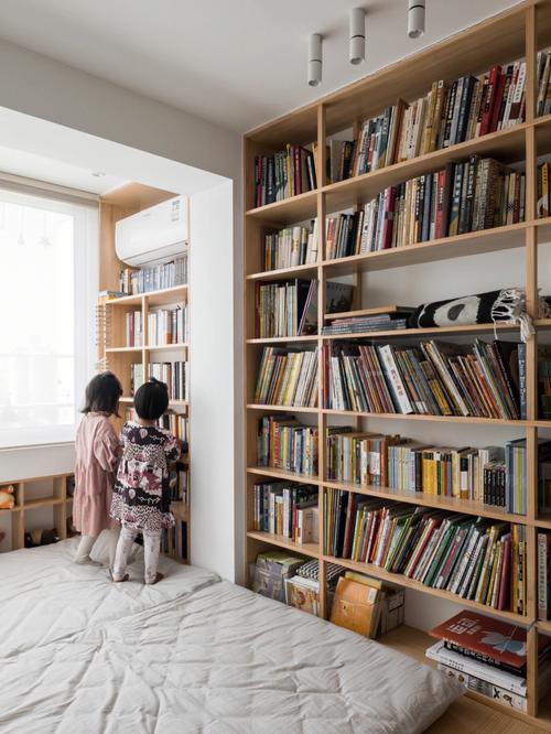 一整面墙都是书梦想中的家中图书馆