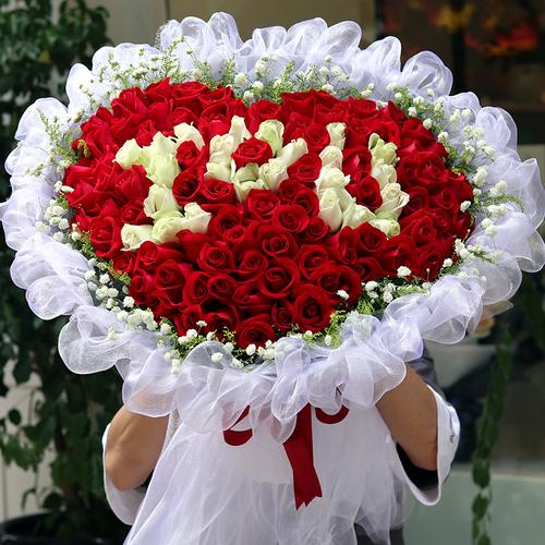 五二零52099朵红白玫瑰花iou造型混搭花束生日礼物求婚表白鲜花速递