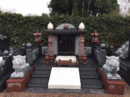 温州公墓价格持续上涨豪华墓碑价格达20多万5万元墓碑算普通