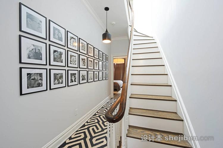 欧式别墅楼梯照片墙设计