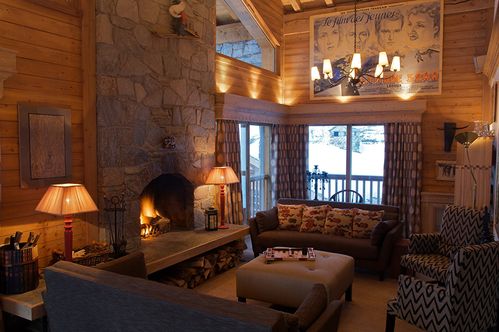 室内复古壁炉沙发设计客厅枝形吊灯照片