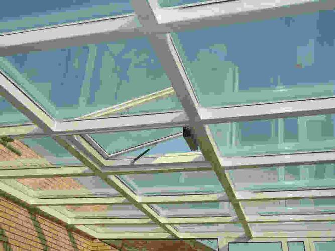 4款屋顶电动天窗装修效果图