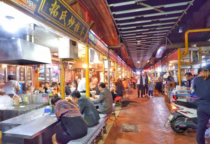 宁夏这一条小吃街所有摊位都只卖同一种美食生意红火