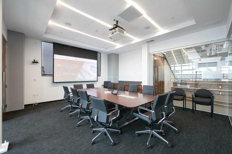 最新小型会议室桌椅布置设计方案效果图大全