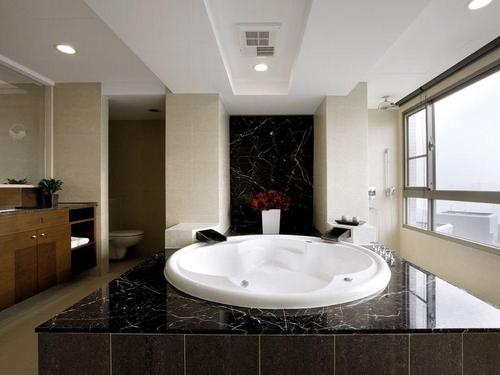 简欧风格二居室卫生间浴缸装修效果图大全824952713