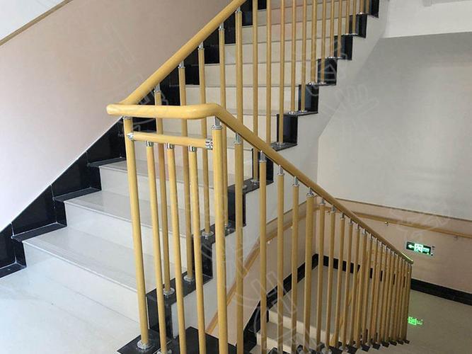 楼梯扶手安装效果图