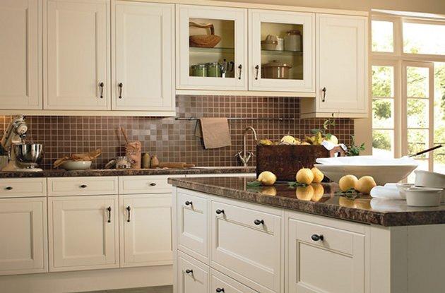 花岗石英国棕应用于厨房台面板