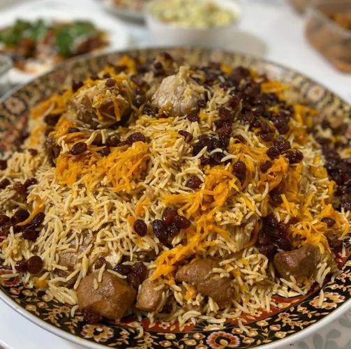tastycookingginstagram喀布尔抓饭是阿富汗美食中最为传统而重要的