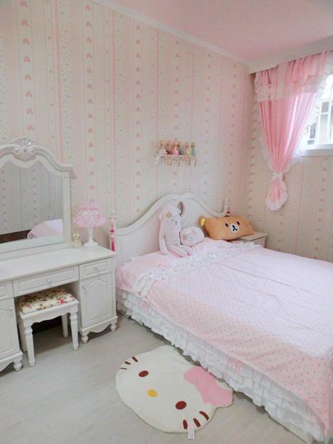 粉色小户型儿童房间布置