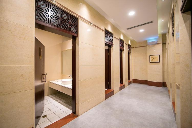 大雁塔文化休闲景区改造完成3座卫生间新增厕位10个在公共休息区