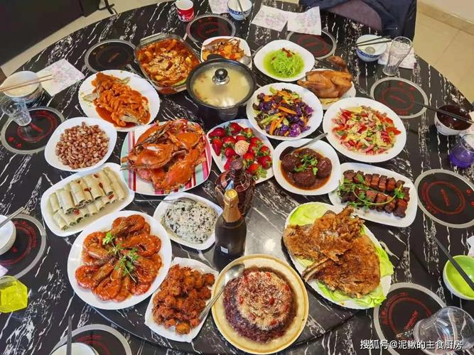 原创8个人18道菜的春节大餐在朋友圈火了年味十足丰盛又温馨
