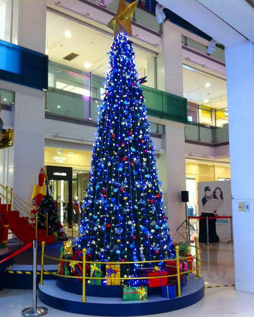 深圳香港大型商业大厦写字楼商务广场圣诞树及圣诞布置