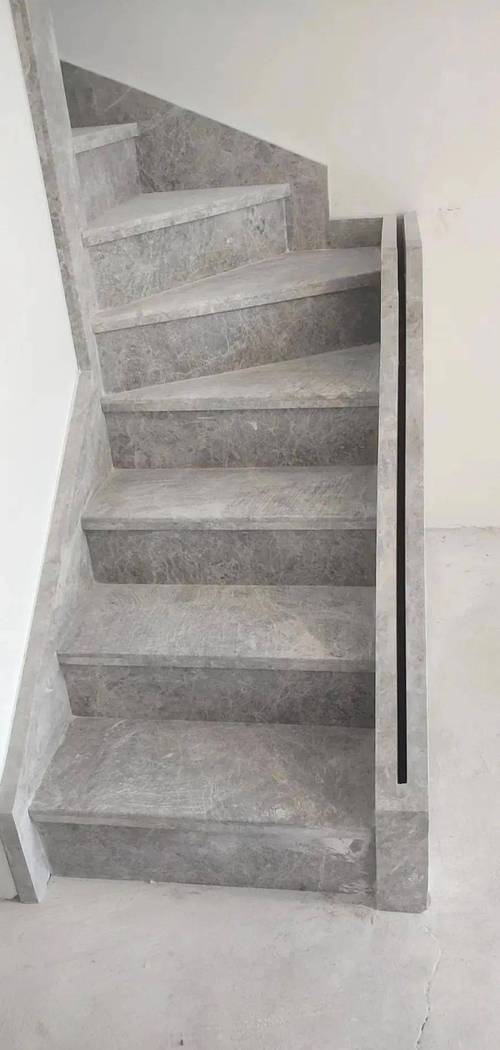 石材楼梯有必要做踢脚线吗有哪些方式呢