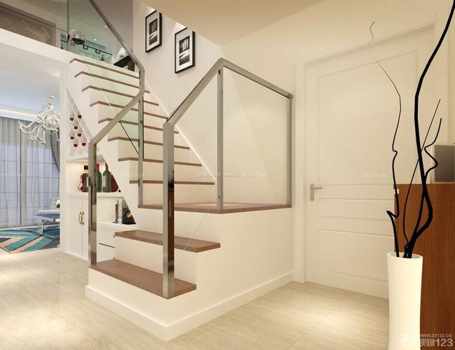 90平米跃层木制楼梯设计效果图装修123效果图