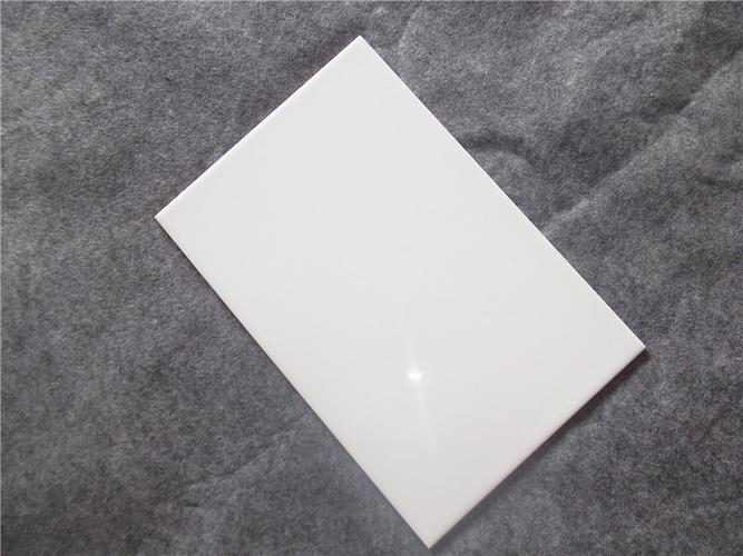 200x230纯白色不透水瓷片釉面内墙砖工程家装陶瓷