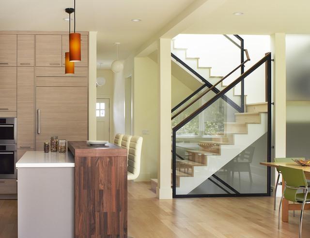 简洁单身公寓设计图阳台实用室内旋转楼梯设计图纸效果图
