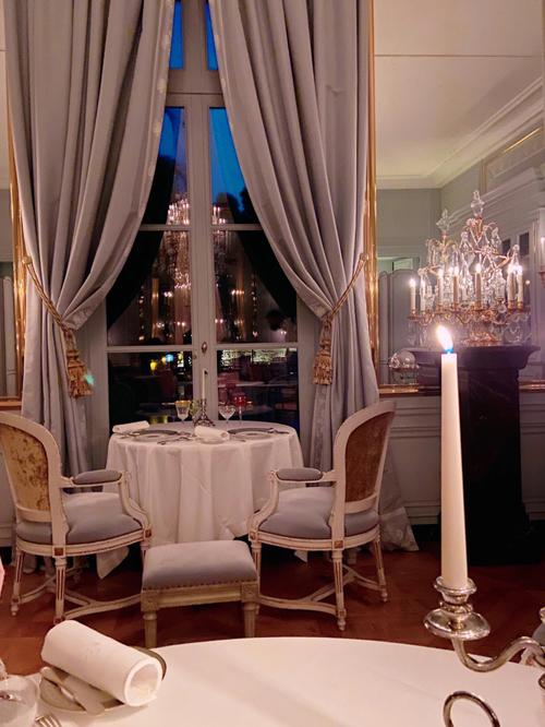 巴黎凡尔赛宫里的星级米其林餐厅