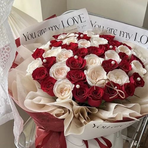 鲜花玫瑰花束520高颜值心型爱心网红女朋友求婚浪漫红玫瑰