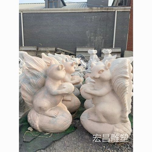石雕松鼠雕塑公园景观小品雕塑芝麻白小松鼠动物造型户外展示摆件15