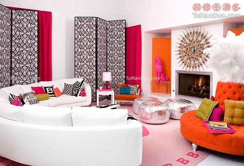 芭比娃娃主题别墅现代美式大户型客厅实景图沙发