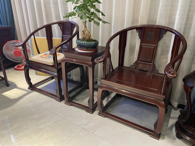 美观且实用的红木家具红木皇宫椅三件套