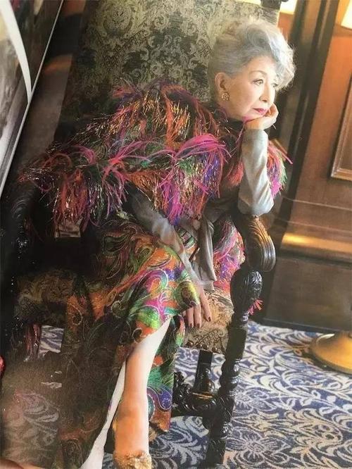 这3位日本老奶奶的穿搭告诉你老去并不可怕