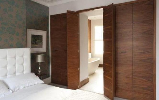 住宅主卧卫生间门对着床怎么装修巧改户型布局提运势