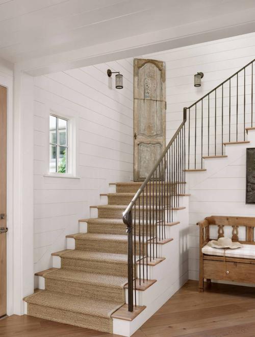 欧式室内小户型别墅客厅楼梯设计效果图