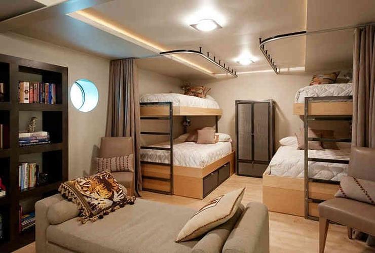 下层榻榻米上层单人床装修效果图小户型家装儿童房双层榻榻米高低床