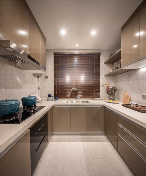 280平米新中式风格别墅厨房装修效果图橱柜创意设计图