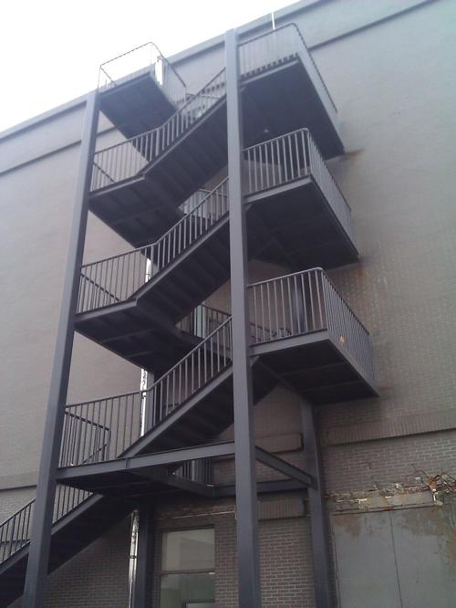 钢结构消防楼梯的制作要求