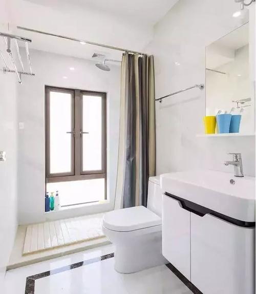 洗面台或洗手池通常家庭中用到的设施包括卫生间新设计