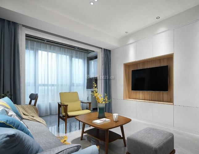 北欧风格小户型客厅白色电视墙柜装修图