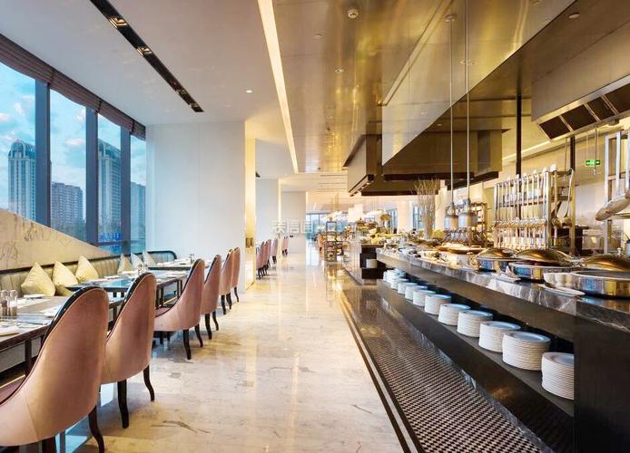 南宁星级酒店自助餐厅装修设计图装信通网效果图