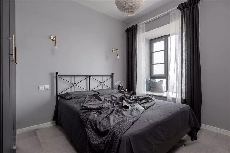 卧室墙面刷灰色漆简约舒适有气质