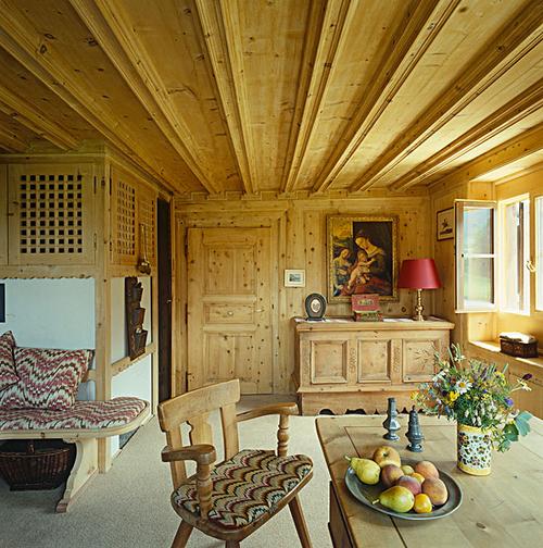 简单客厅瑞士木房子