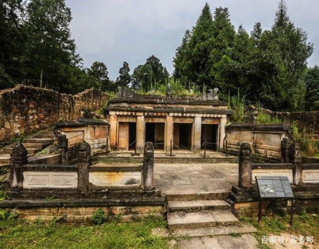 明朝土司陵墓享受皇帝规格600多年来保存完好至今有守墓人