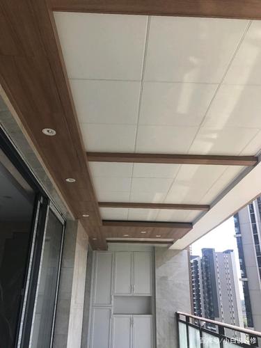 铝扣板相对于木材质吊顶来说寿命比较长装阳台耐高温耐腐蚀防白蚁