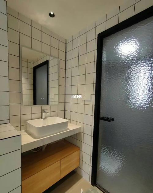 卫生间最好做干湿分离干区半墙设计也是点睛之笔非常漂亮西安装修