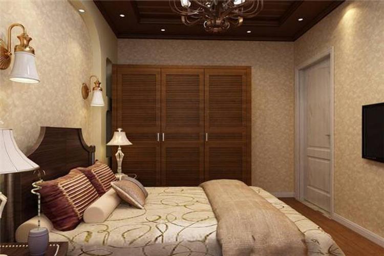 小卧室棕色实木衣柜图片