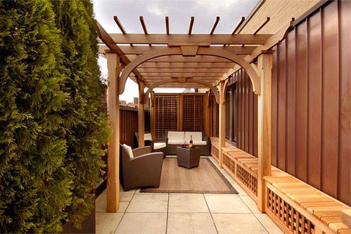 新古典别墅庭院走廊舒适木质摇椅设计装修效果图