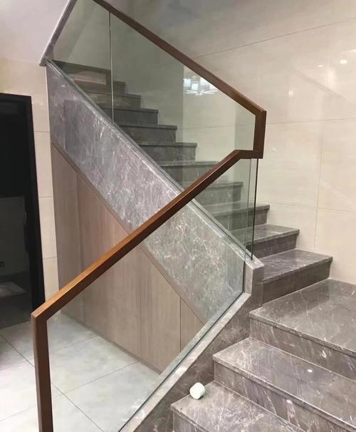 钢化玻璃楼梯扶手