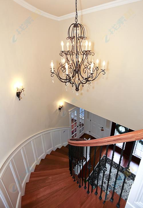 欧式别墅手扶梯设计高清桌面背景图片下载