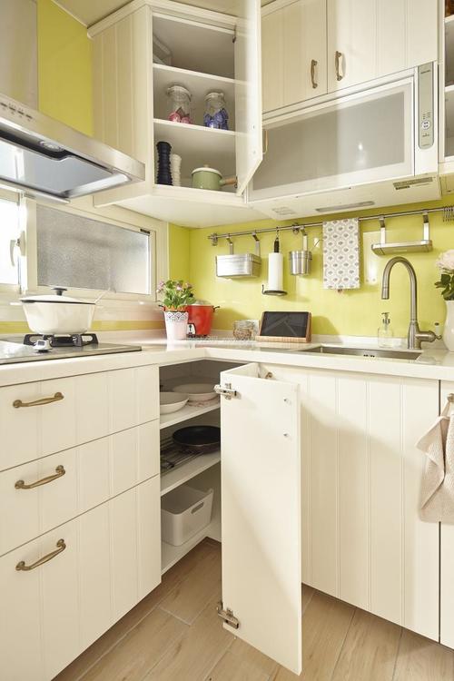 小厨房组合橱柜图片现代风格